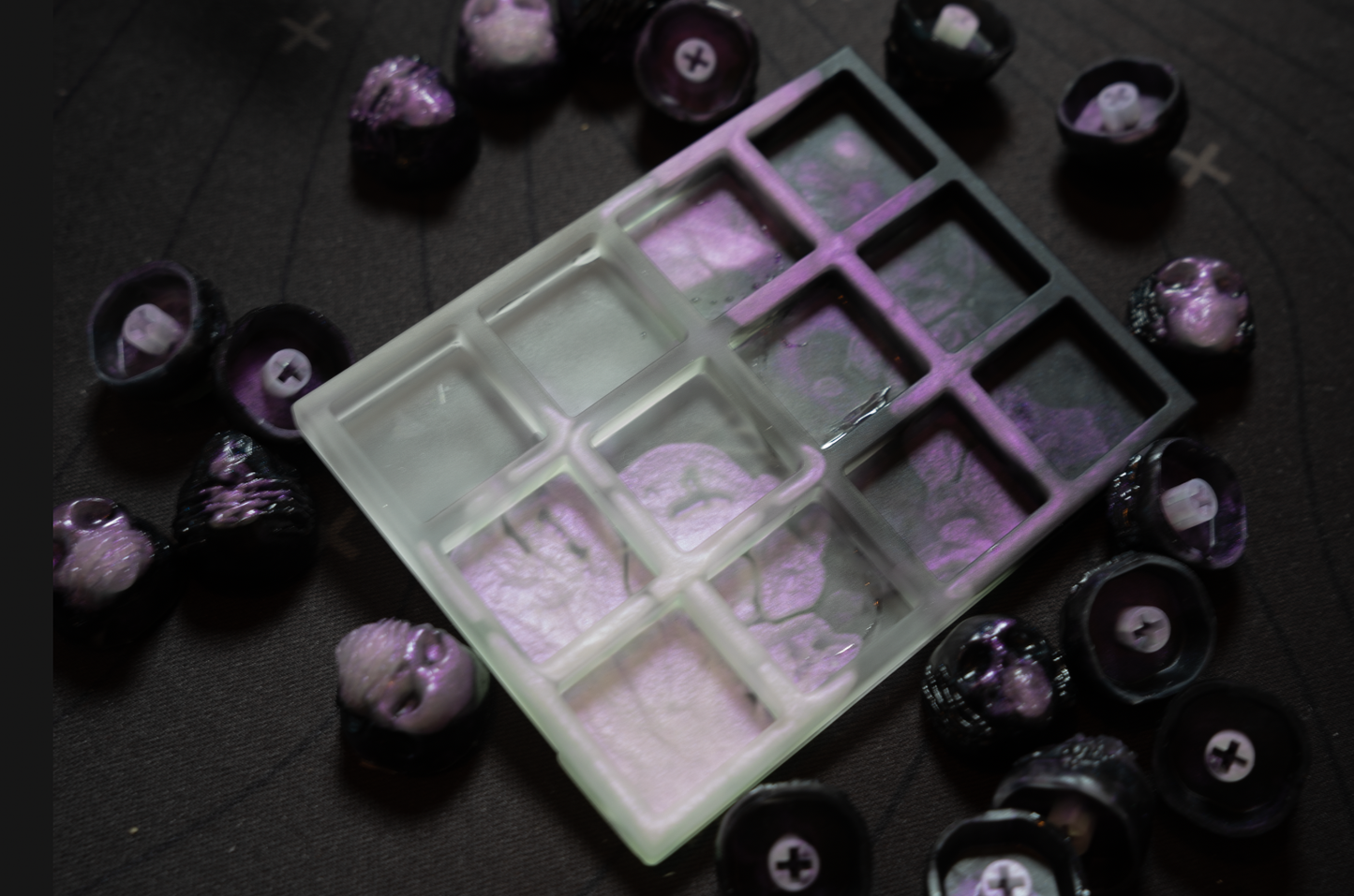 Helheim Resin Tray